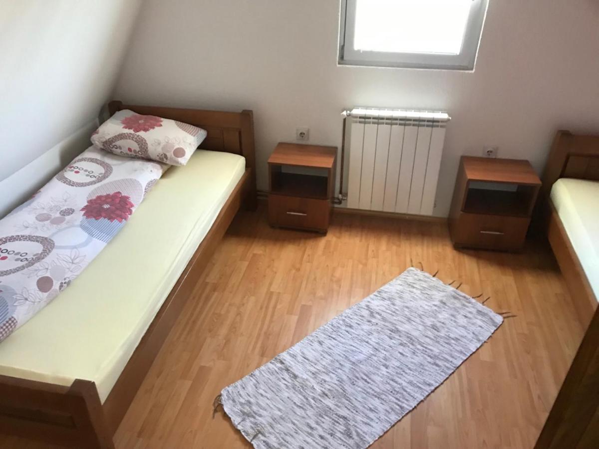 House Sandra Žabljak Buitenkant foto