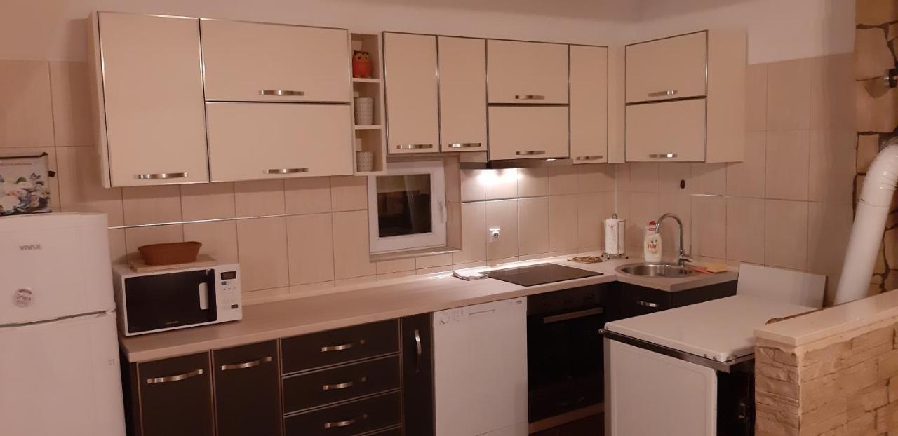 House Sandra Žabljak Buitenkant foto