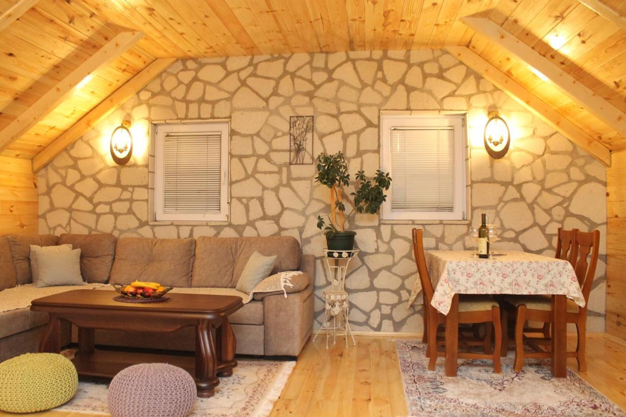 House Sandra Žabljak Buitenkant foto