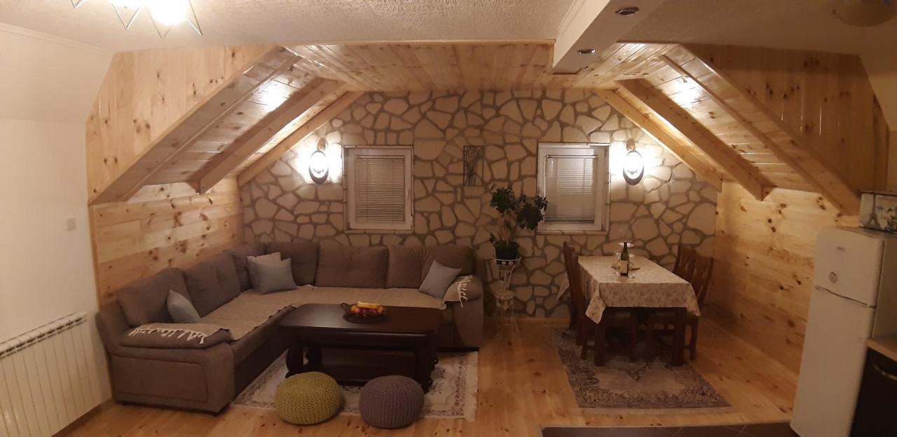 House Sandra Žabljak Buitenkant foto